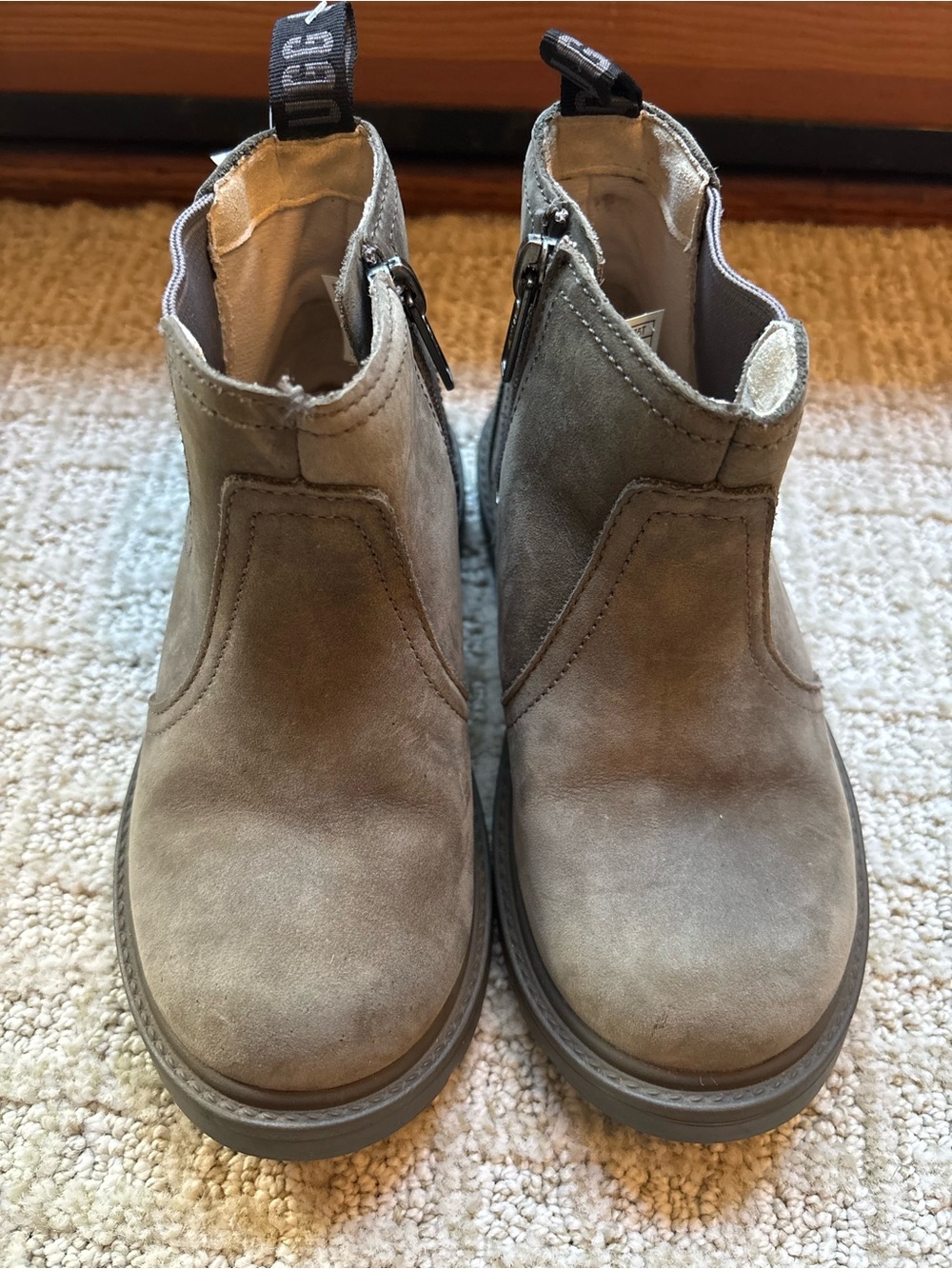 UGG T Bolden Weather 1112455T Grey boots size 11 toddler